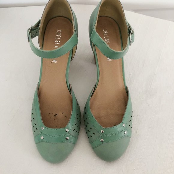 Chelsea Crew Cut Out Heels - Picture 3 of 4